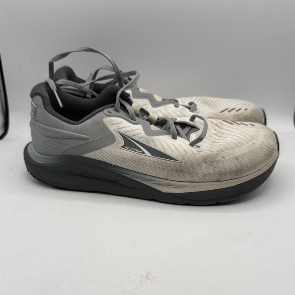 Altra PARADIGM 8 men’s 11 Dual-Tone Athletic Shoes S19